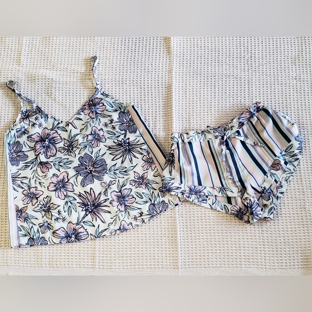 Sam Edelman Floral Strappy Top and Striped Shorts Set Lounge Wear - Picture 2 of 6
